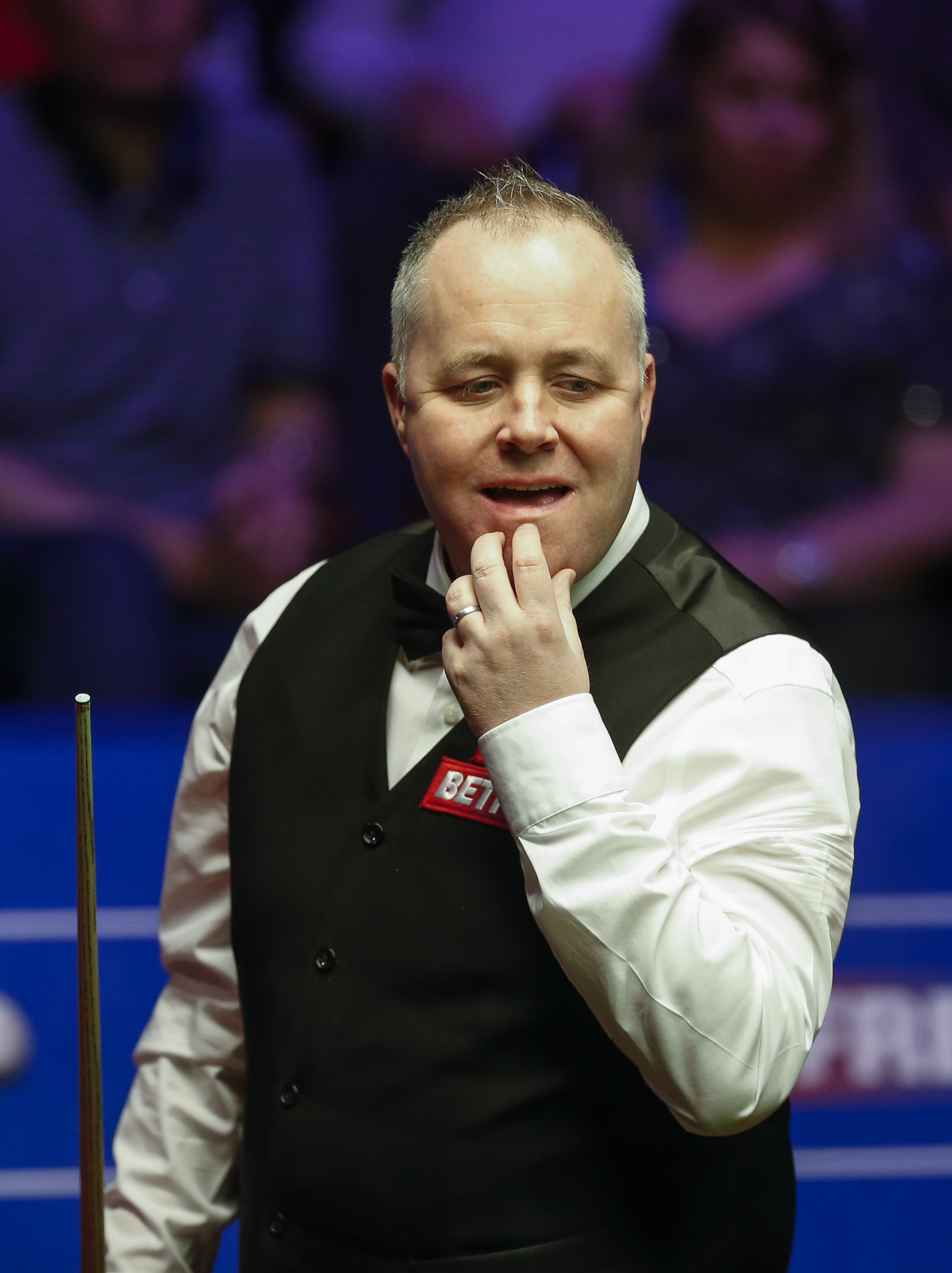 的牵制作用 的牵制作用