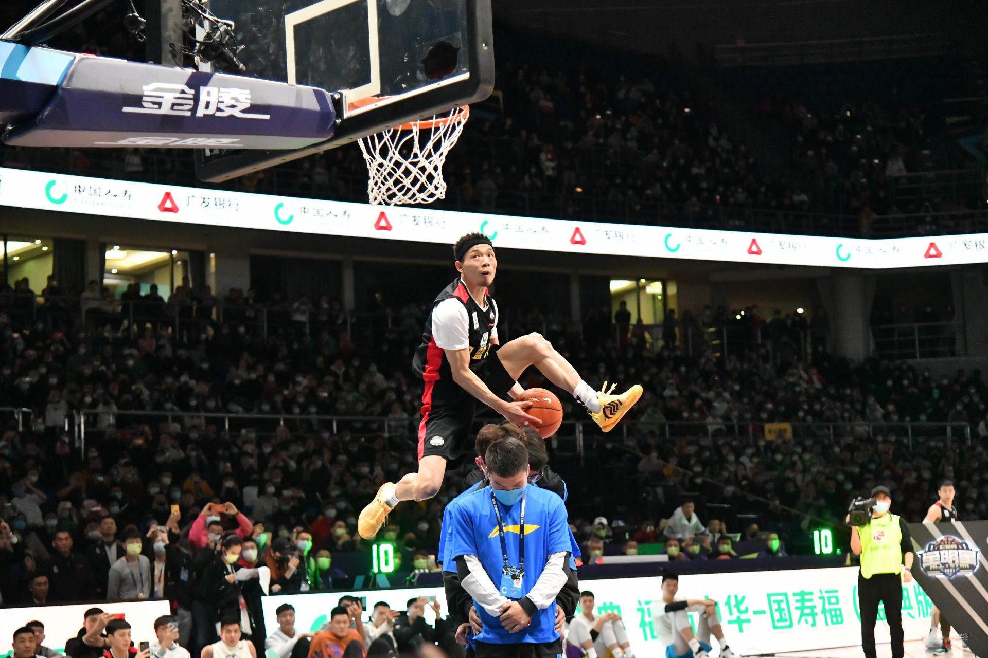 赛道安全与 赛道安全与